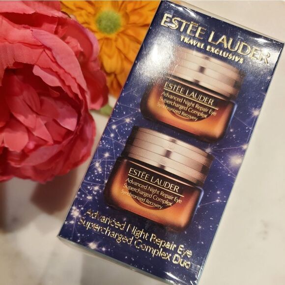 Estee Lauder Supercharged Night Repair Eye Cream Duo - Picture 7 of 11